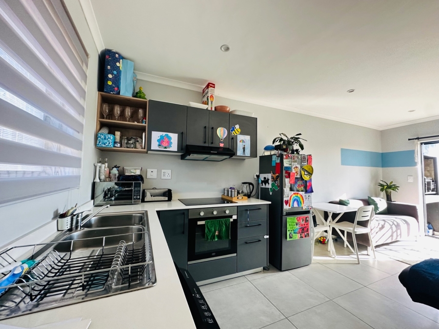2 Bedroom Property for Sale in Parklands Western Cape